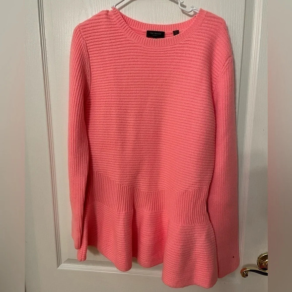 Ted Baker London Sweaters - Super Flattering Ted Baker London Pink Peplum Cable Knit Sweater Size 5